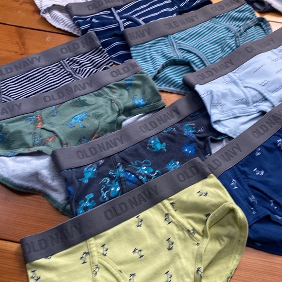 Boys Old Navy Briefs - Picture 2 of 4